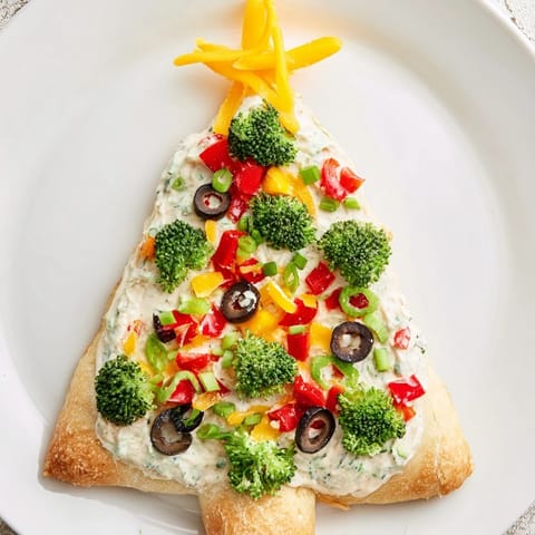 Easy Christmas Tree Veggie Pizza